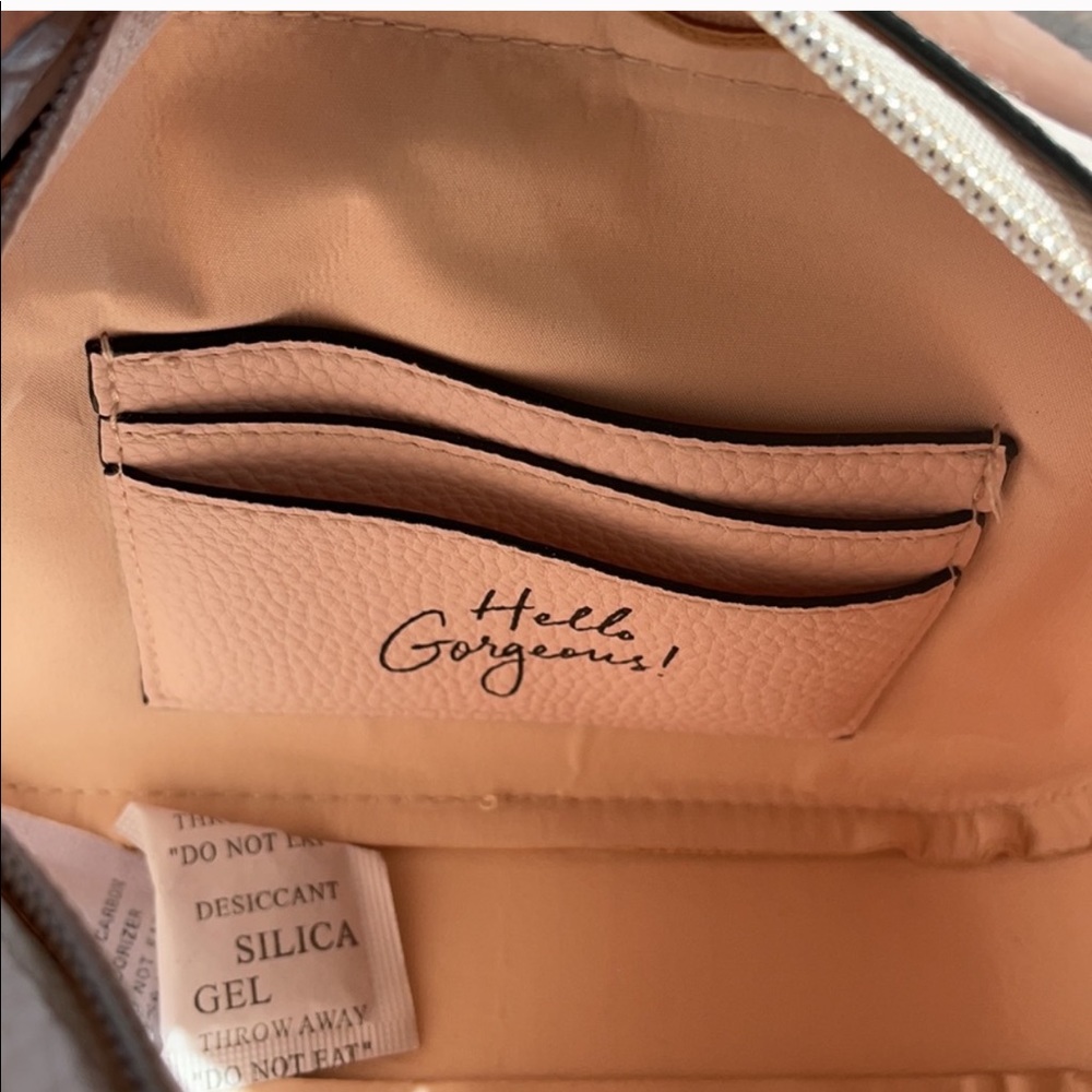 Brand New- Micheal Kors Blush Crossbody! - Picture 8 of 8